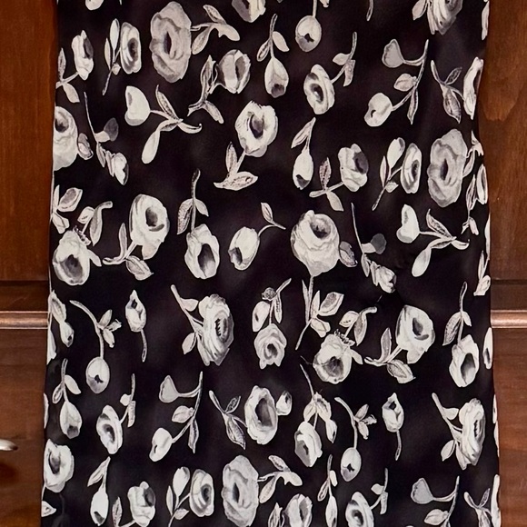 Vintage Hampton Nites Black & white Floral Slip Style Cocktail Dress with scarf - Picture 4 of 5